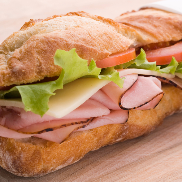 BAGUETTE JAMON SERRANO CON QUESO A ELEGIR