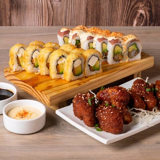 Box 20 Makis + Alas