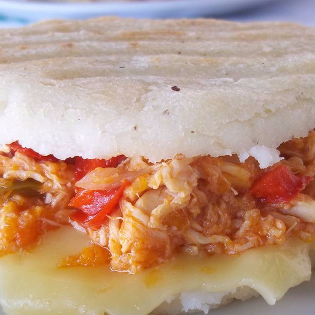 Arepa de Pollo