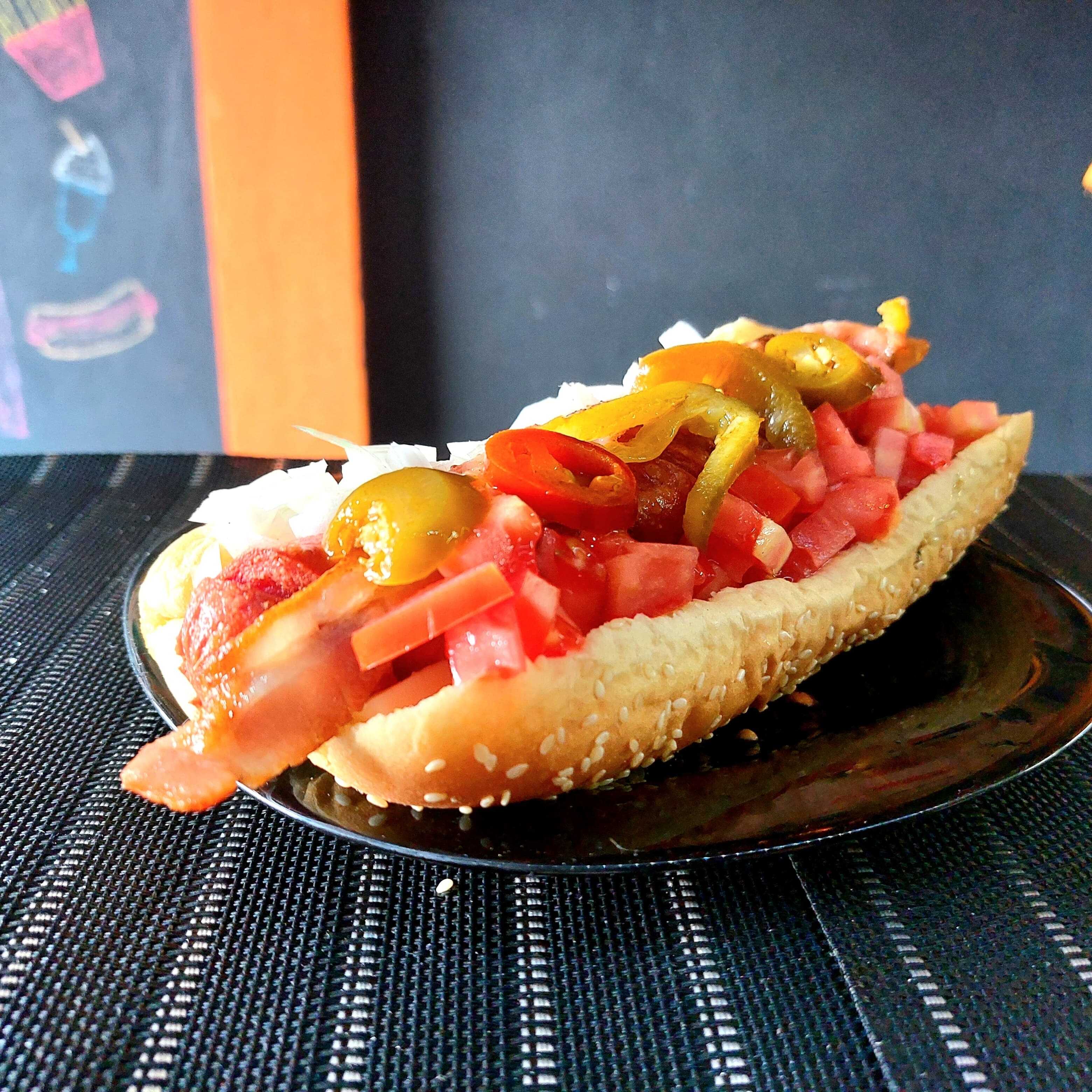 Hot Dog Jumbo Clásico y Refresco