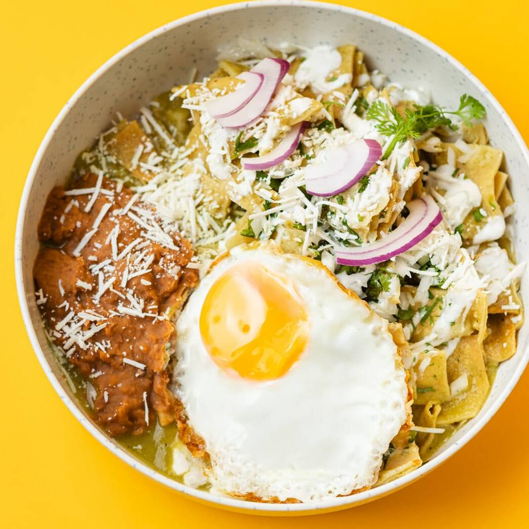 CHILAQUILES CON HUEVO