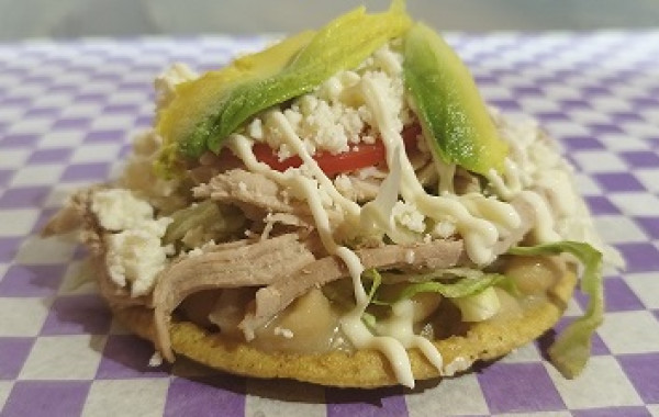 Chilaquiles con Birria de Res