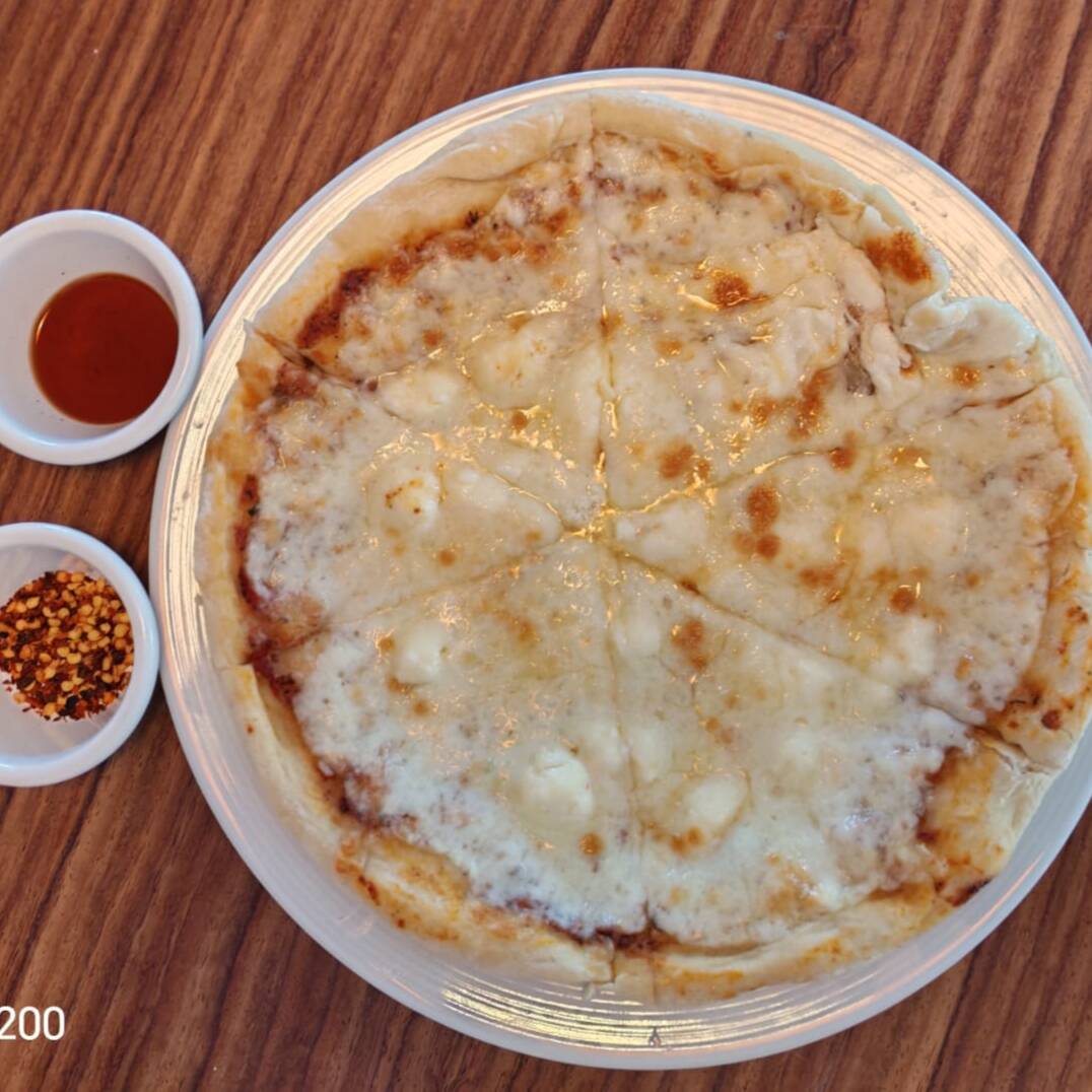 PIZZA TRES QUESOS