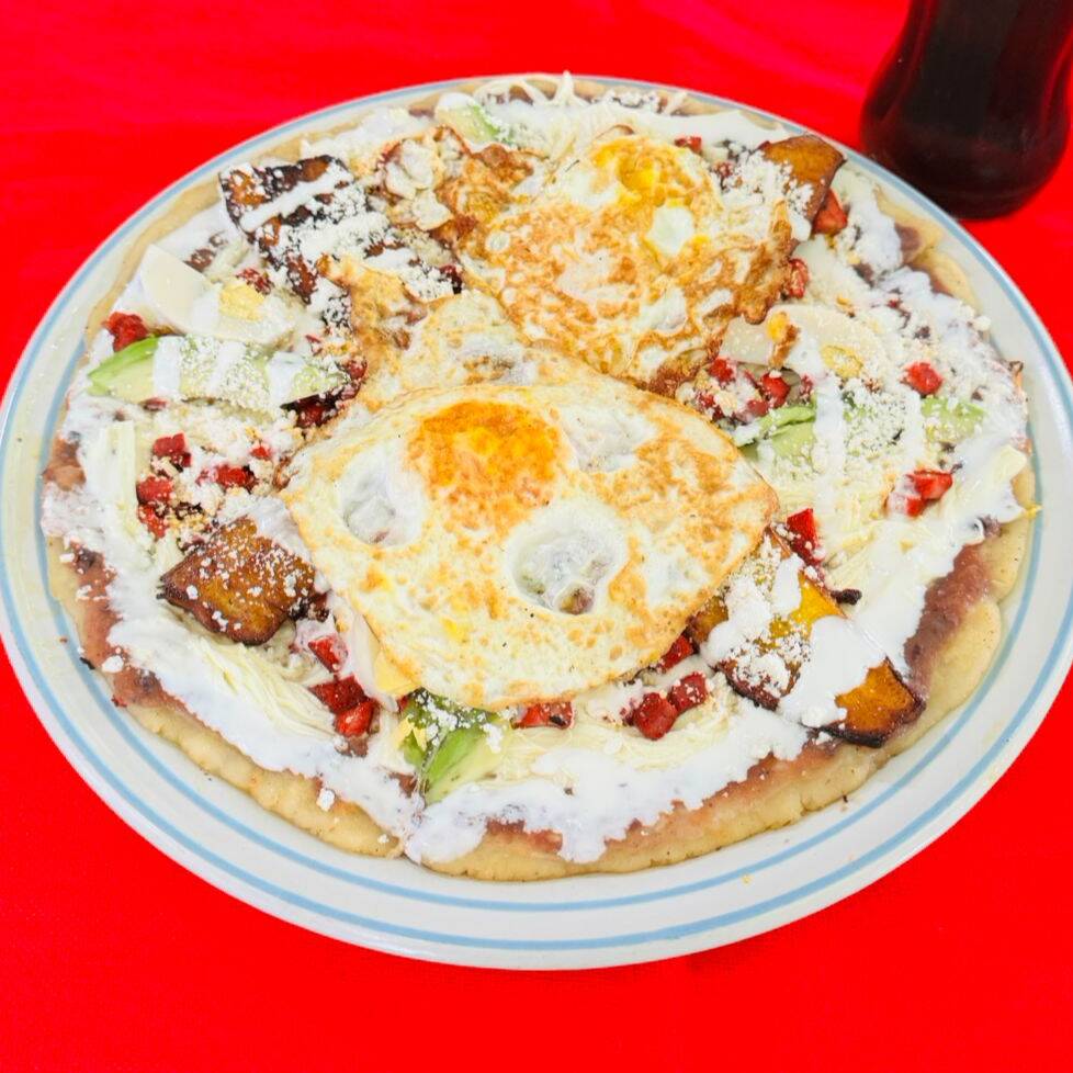 Tradicional con Huevos Estrellados
