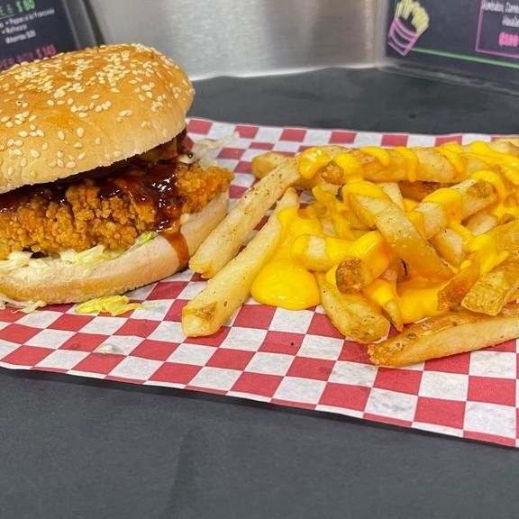 Hambubox con Pollo BBQ