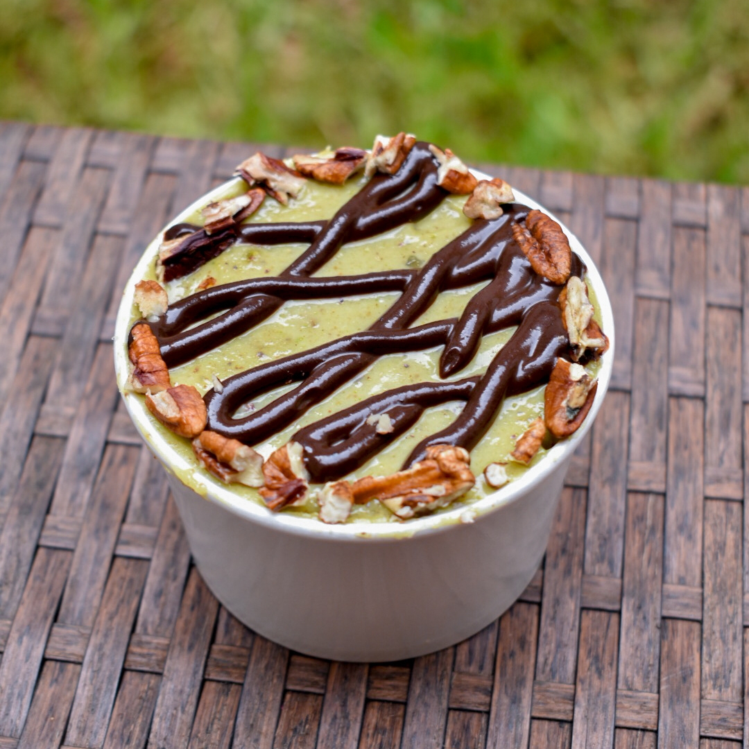 Cuchareable pistacho y alfajor