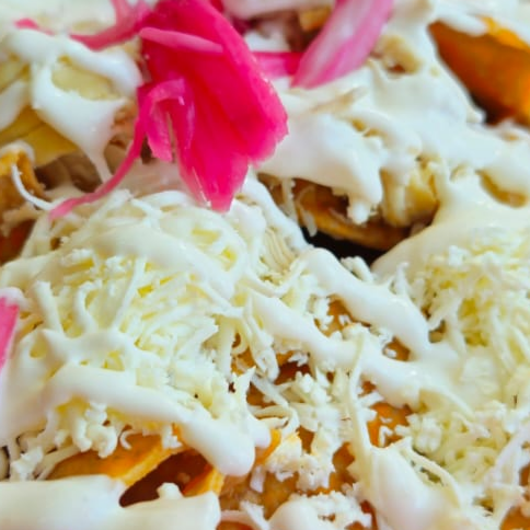 Dos Chilaquiles mas Dos Bebidas