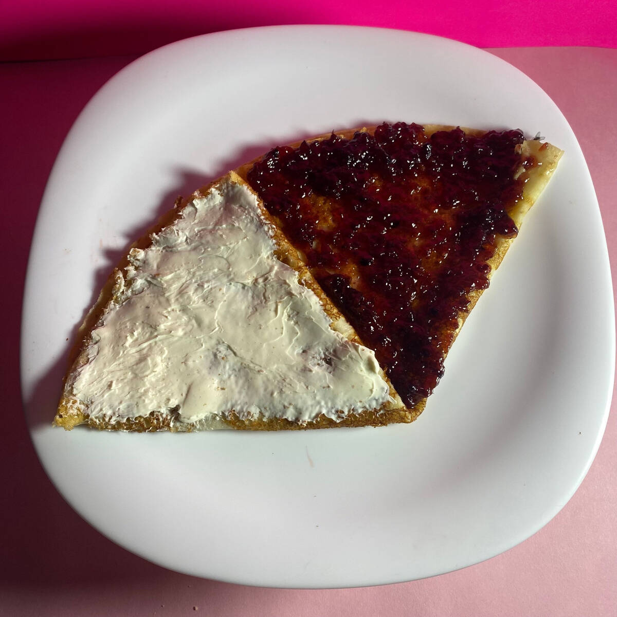 Crepa de Mermelada con Queso Philadelphia