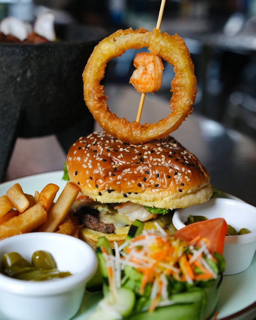 Hamburguesa Mar & Tierra