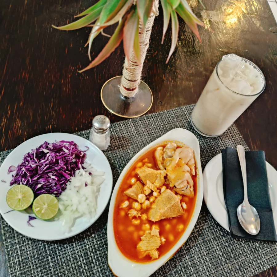 Pozole 32 OZ/ Agua del Dia