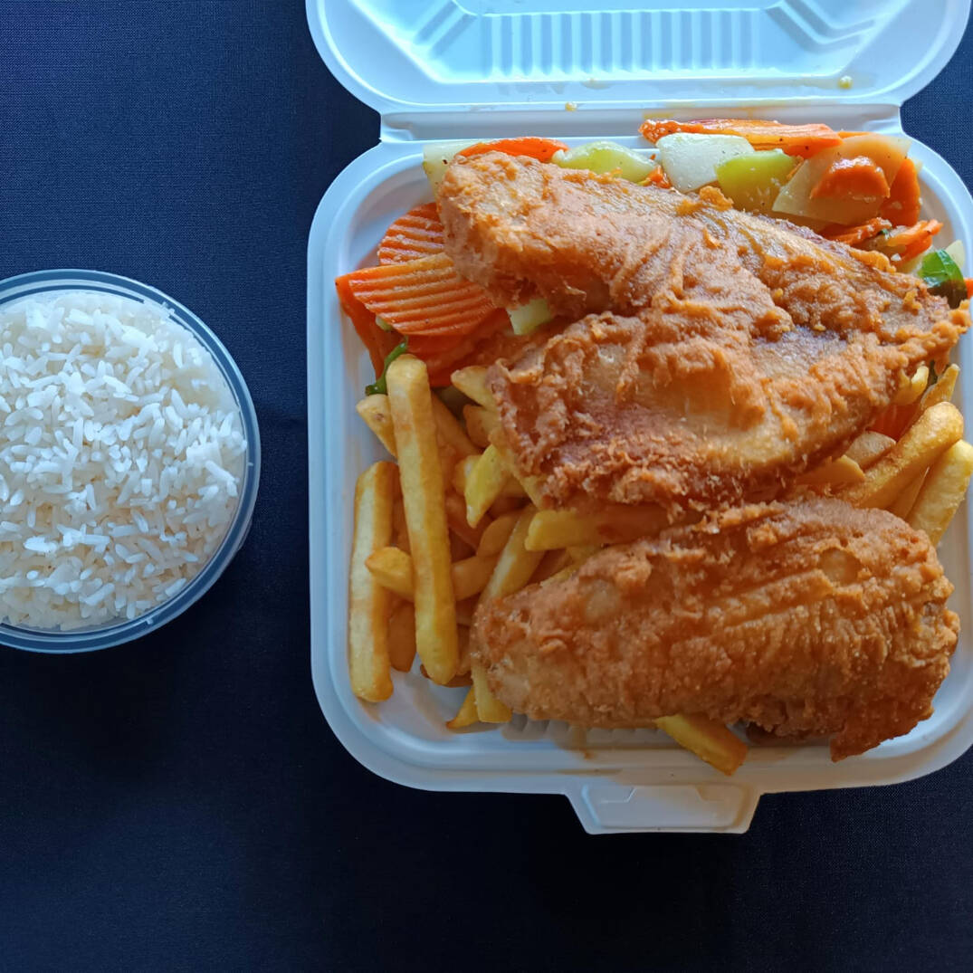 Filet de pescado empanizado