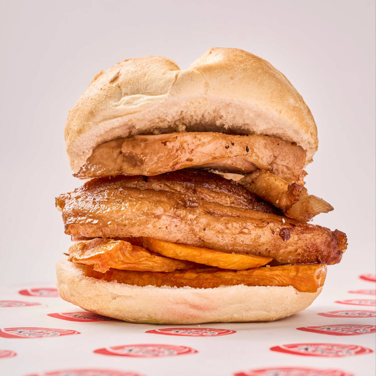 Pan con Chicharrón