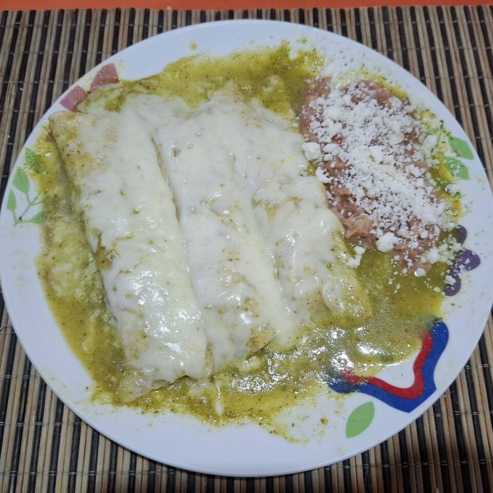 Orden de Enchiladas Suizas Sencillas