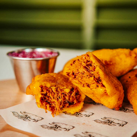 EMPANAD DE COCHINITA PIBIL
