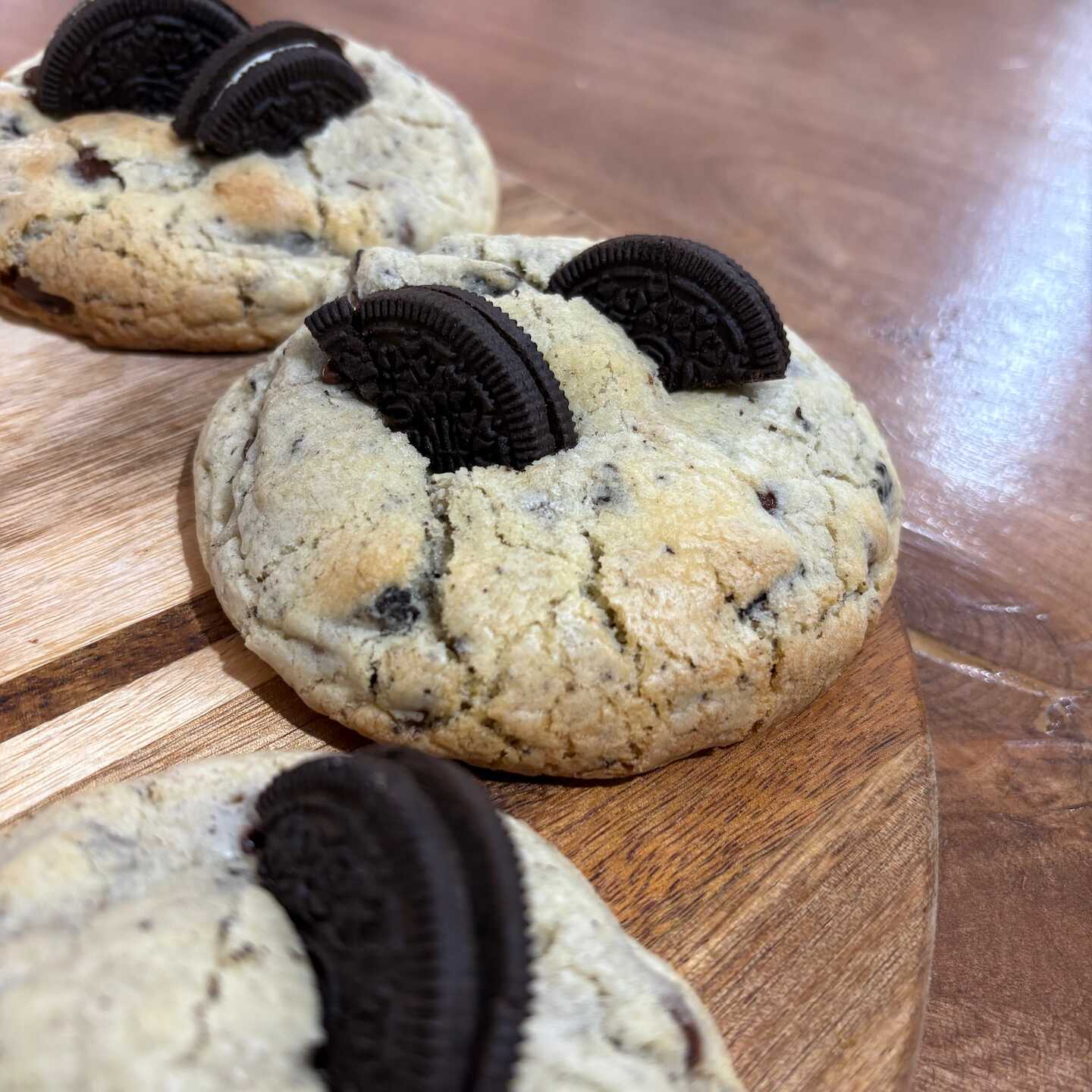 Crumbl Coockies OREO