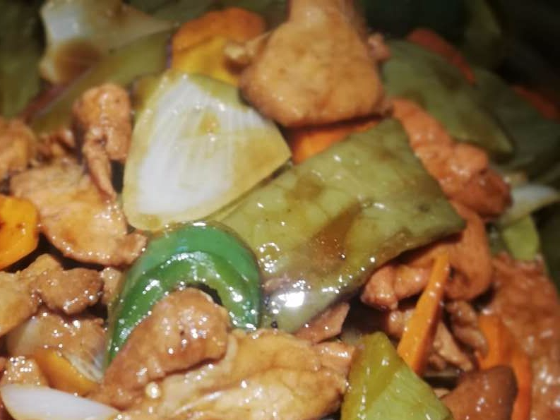 Nopal con Carne de Cerdo