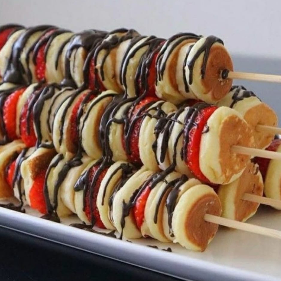 2 pzs Brochetas de Mini Hotcakes