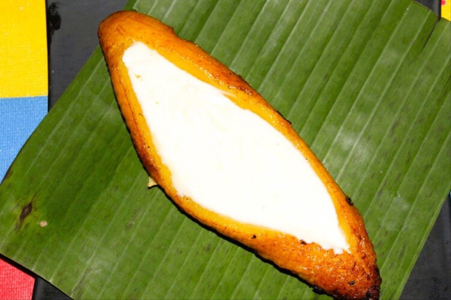 MADURO CON BOCADILLO