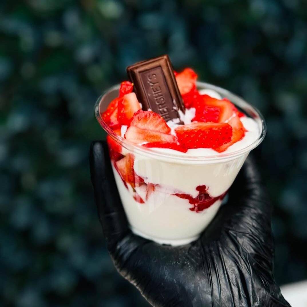 Fresas con Crema 10oz