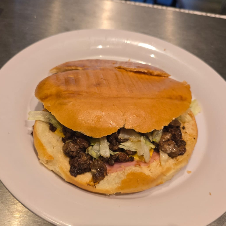 Torta Especial de Arrachera