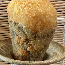 Temaki de salmão com cream cheese e cebolinha empanado