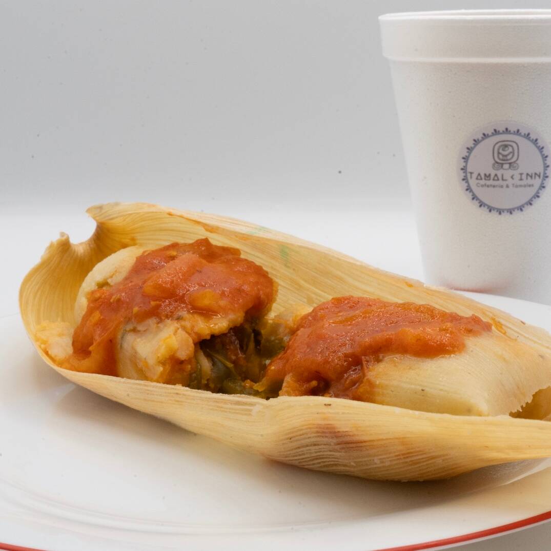 TAMAL DE RAJAS CON QUESO