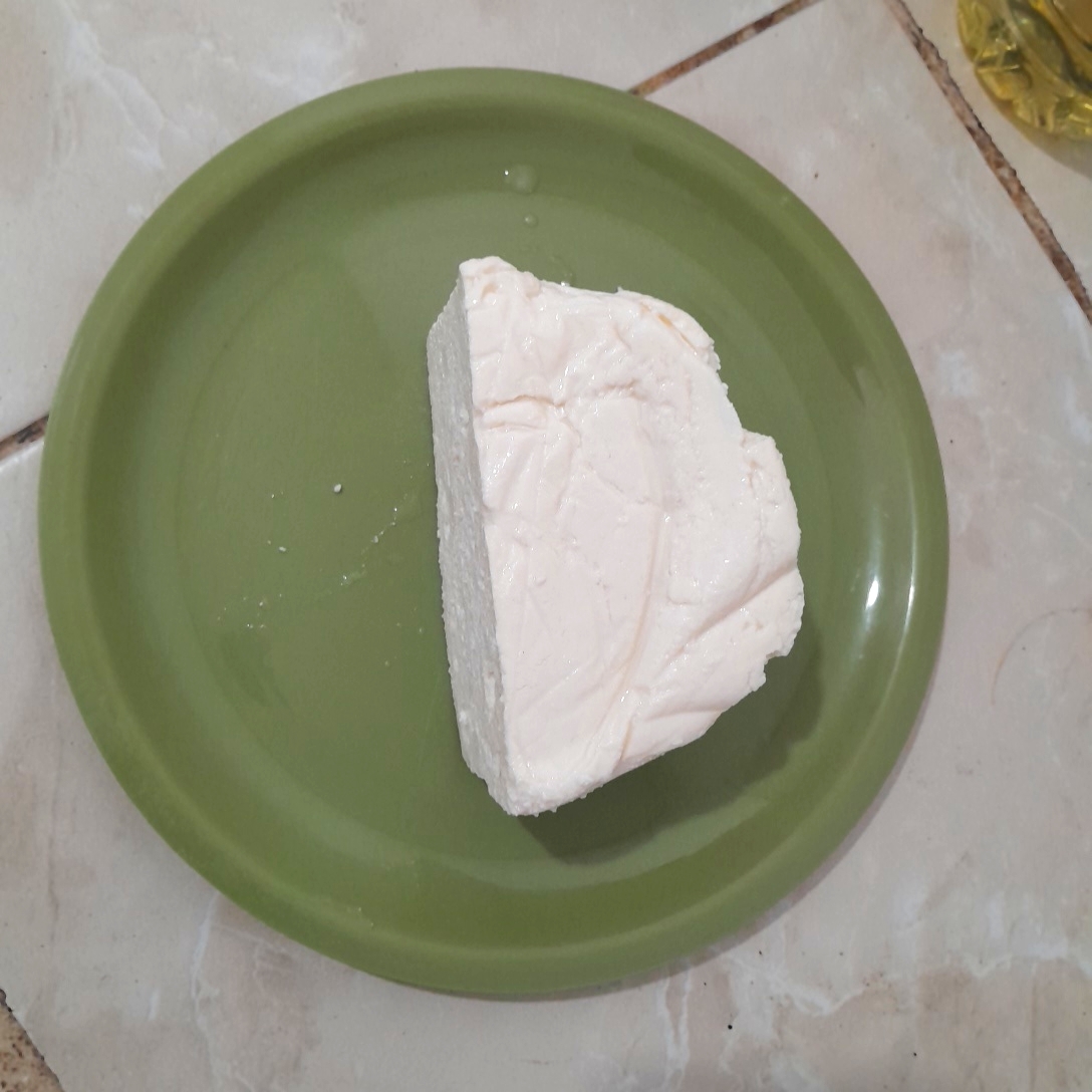 La Mitad de Queso de Aro