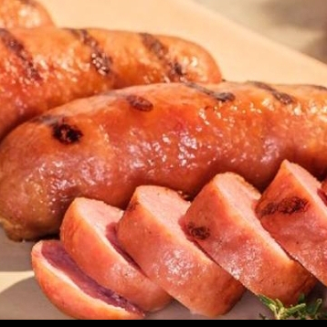 Toscana acompanha: feijão preto ou macassar, arroz, macarrao, salada e farofa