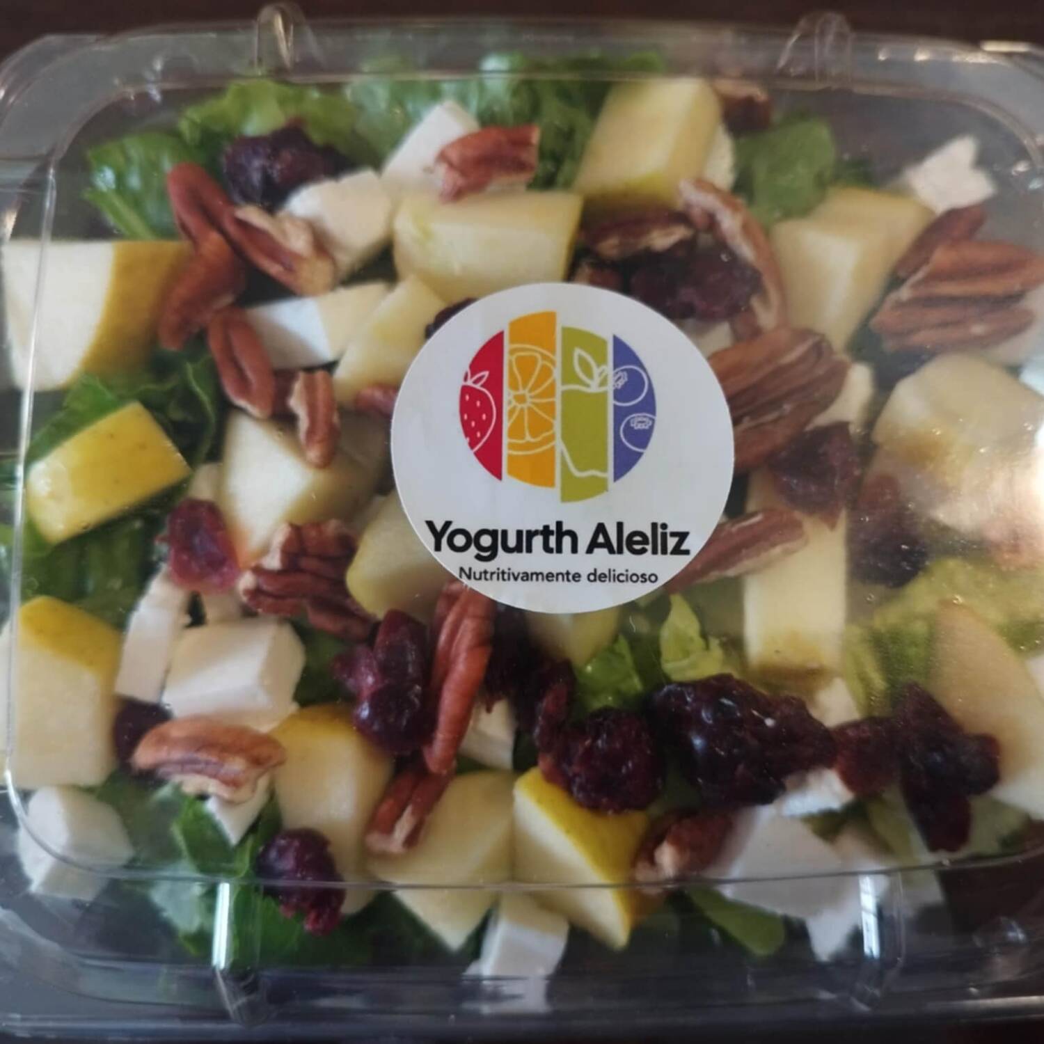 Ensalada de Queso y Frutos Secos