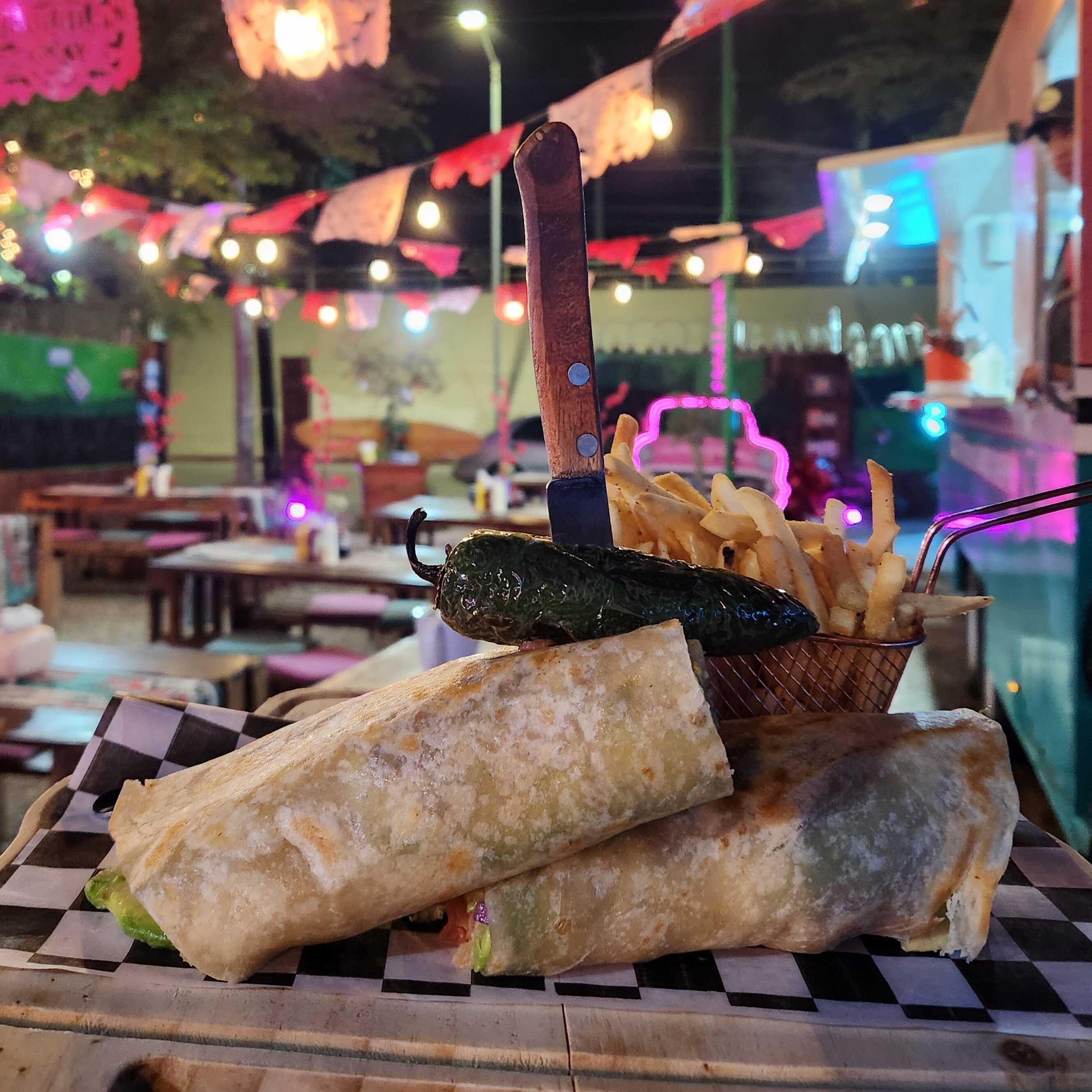 BURRO DE CARNE ASADA