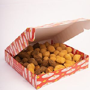 fritos na hora. (mlliho é a base)+coxinha de carne.