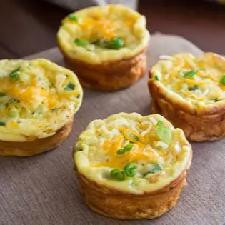 Empadinha de palmito ou mini quiche de alho-poró vegano e sem trigo,