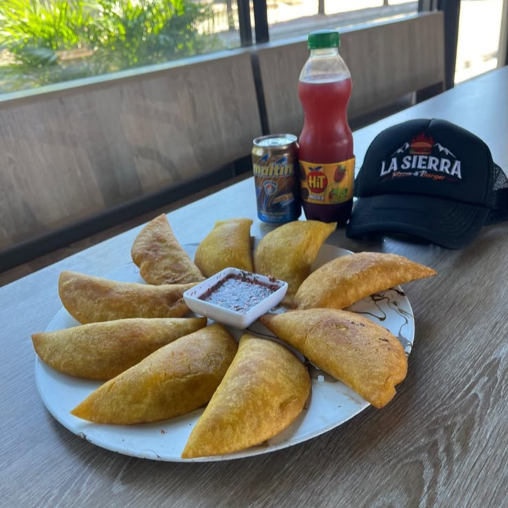 Empanadas de Carne Mechada