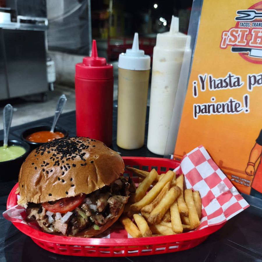 Hamburguesa + Agua Natural 1/2L