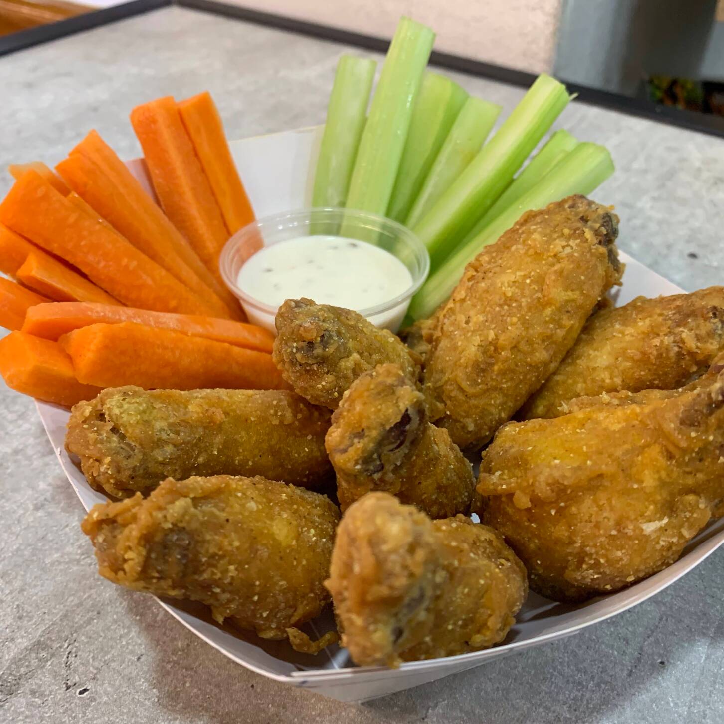 ORDEN DE 12 ALITAS DE POLLO