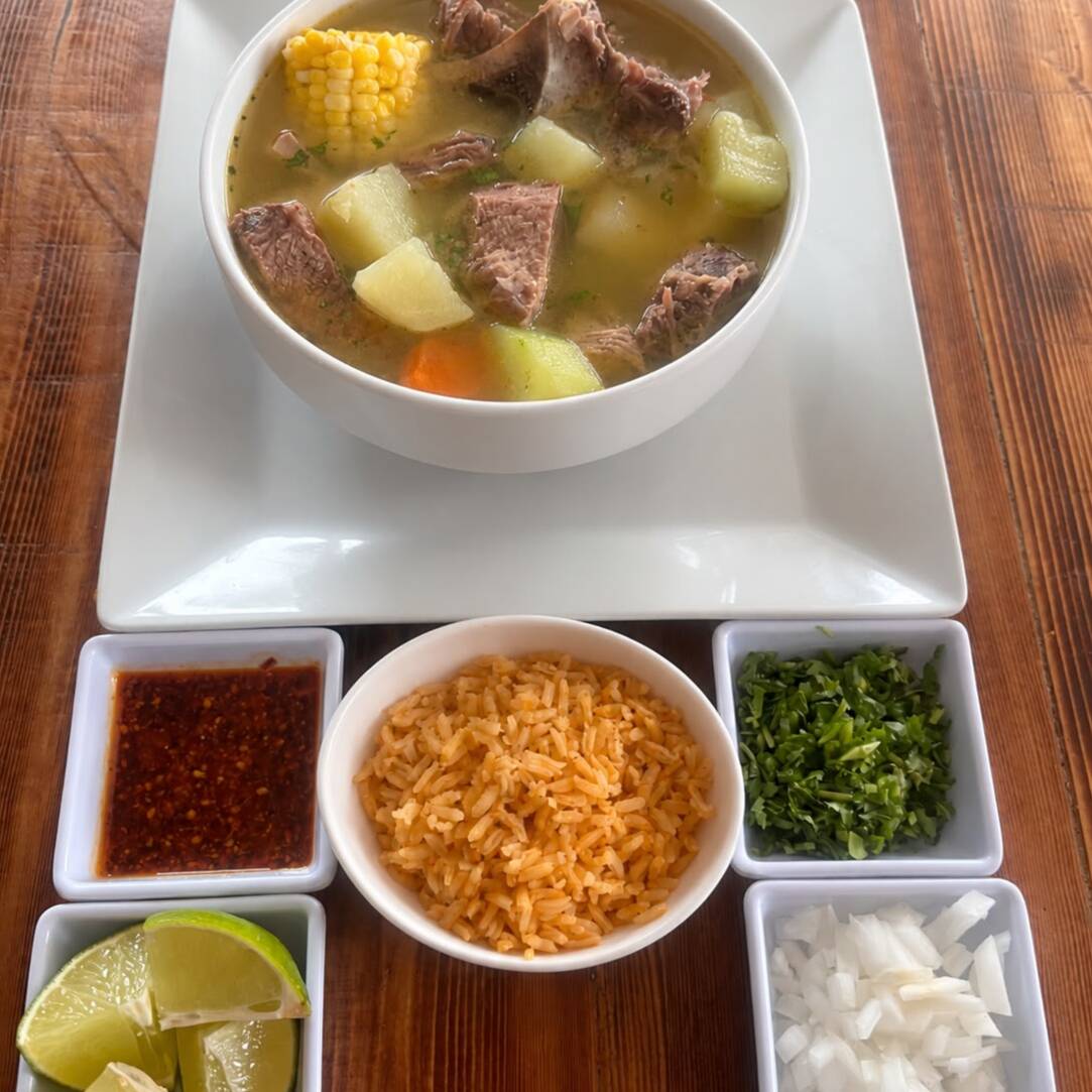 Caldo de Res