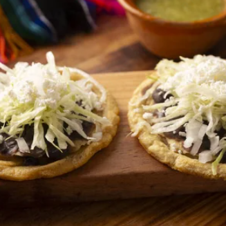 Sopes Tradicionales