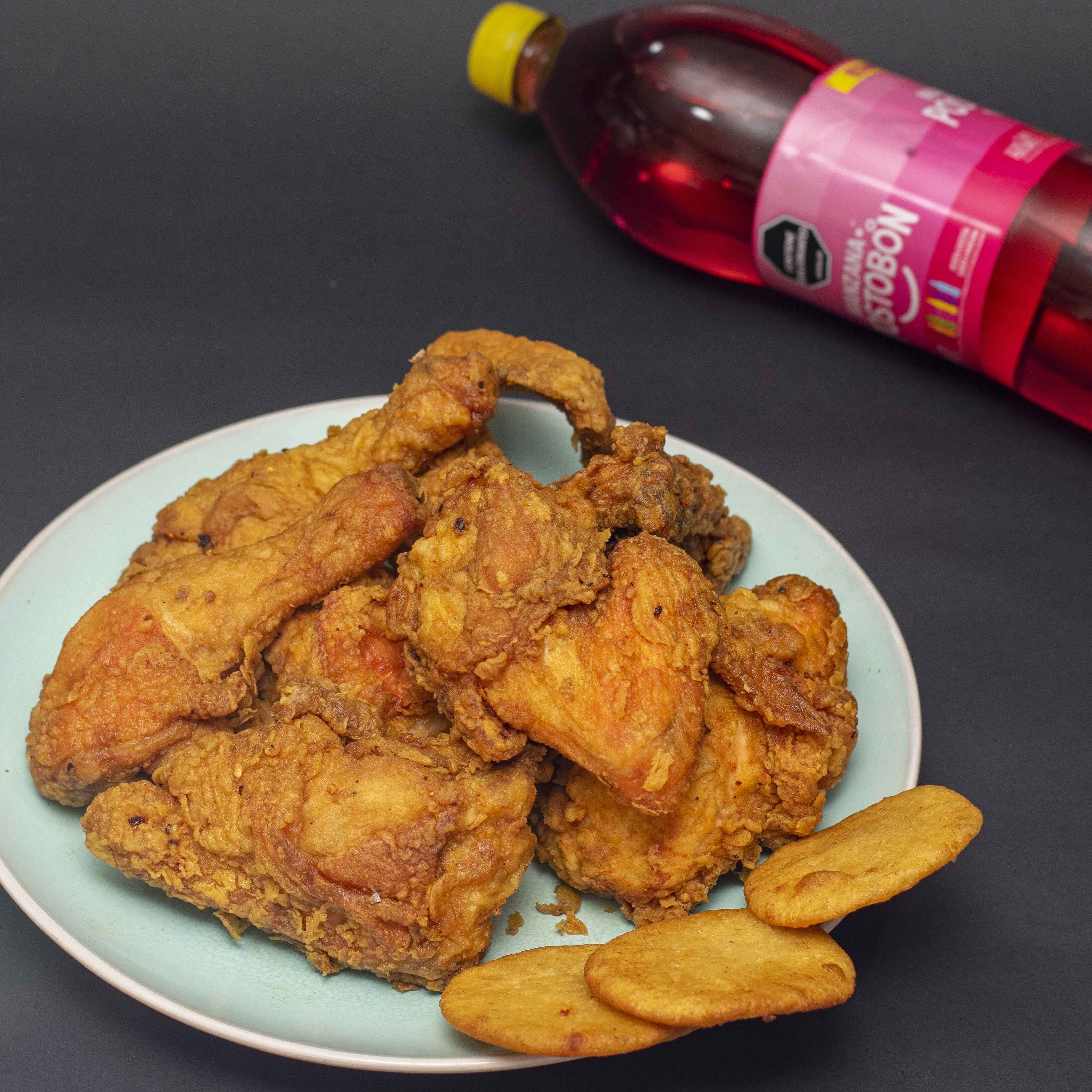 Pollo Broaster, 1 Acompañante mas Gaseosa 1 L