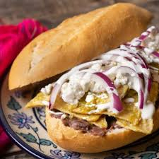 Torta de Chilaquiles