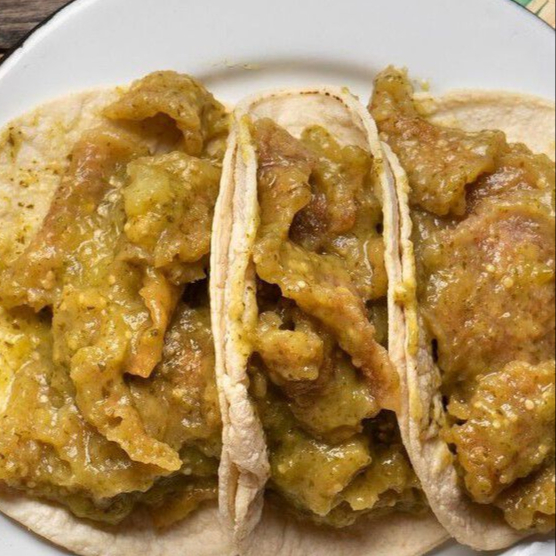 Chicharrón en Salsa Verde