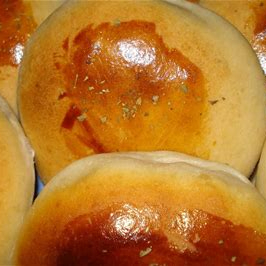 Pão recheado com carne de hamburguer - 250 Gramas