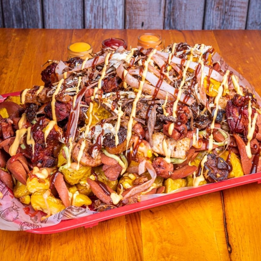 Salchipapa Dinamita.(para 4-5 Personas)