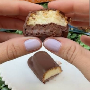 Bolinho ChocoMousse chegou para trazer uma experiência totalmente inédita: uma combinação de chocolate, bolinho e mousse geladinho com casquinha crocante.
55g
