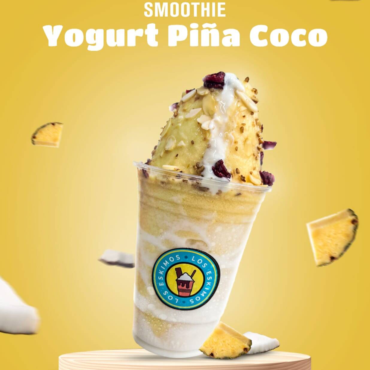 Smoothie de Yogurt de Piña con Coco