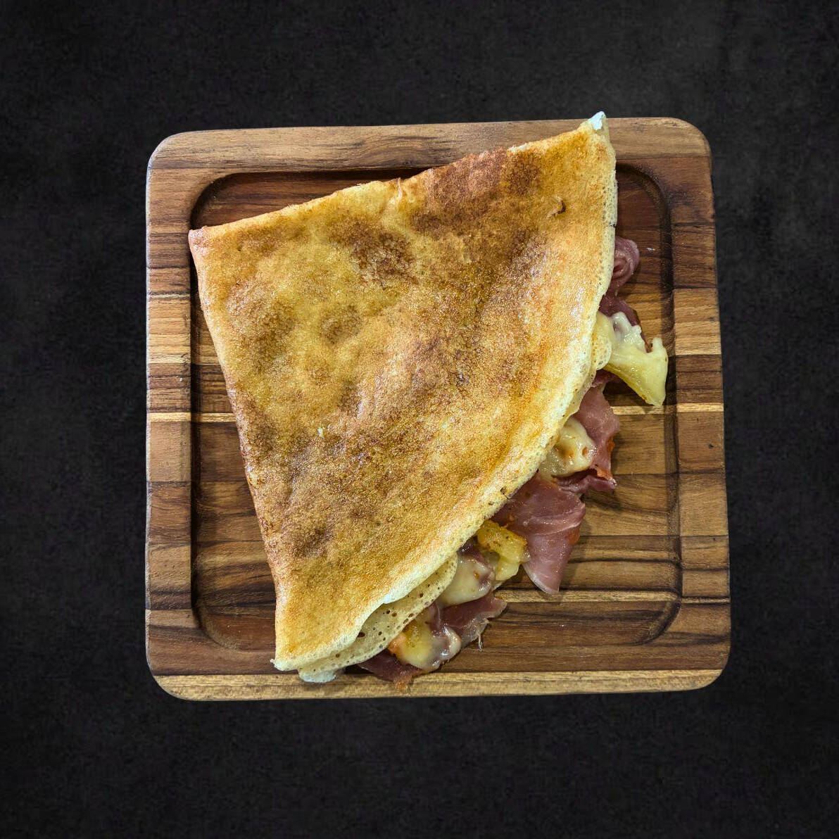 CREPA DE JAMON SERRANO Y QUESO OREADO