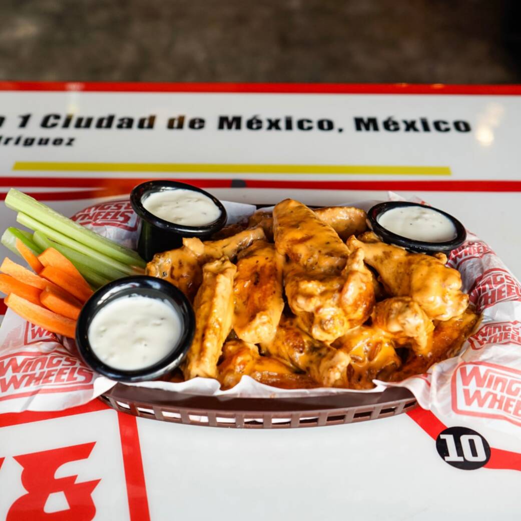 Orden de 18 Piezas de Alitas