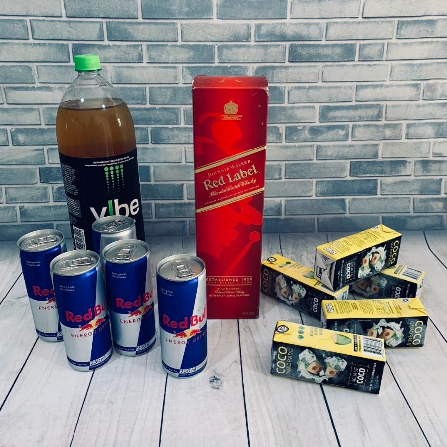 Garrafa + 5 gelo + Energetico 2l ou 5 Red bull