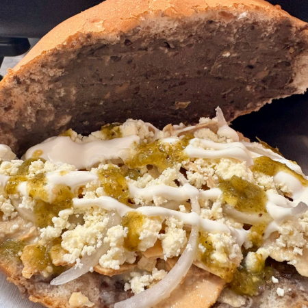 Torta de Chilaquiles Verdes