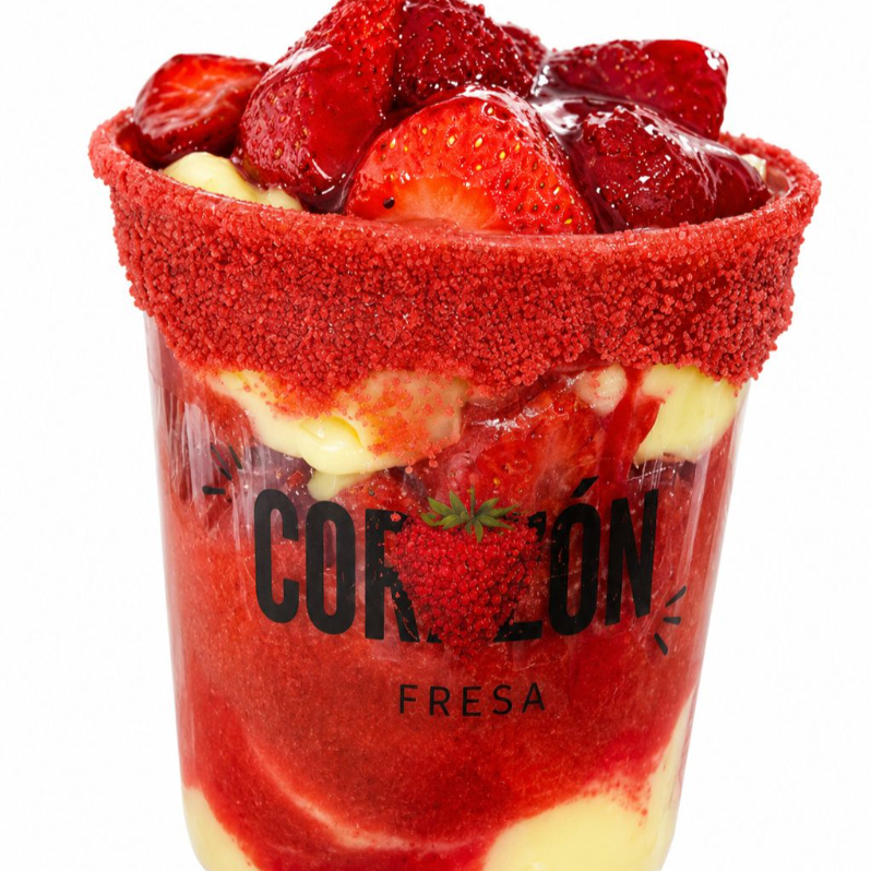 Fresas con Nieves y Chamoy