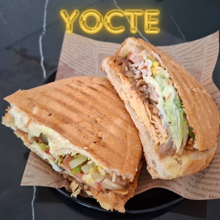 TORTA YOCTE CON QUESO